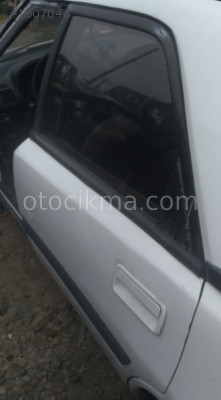 1993 model mazda 323 jb çıkma sol arka kapı