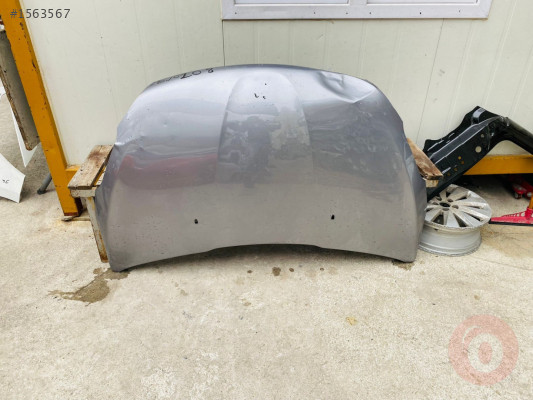 Peugeot 208 çıkma motor kaputu