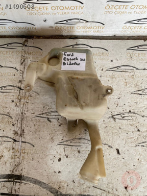 FORD ESCORT SİLECEK SU BİDONU ORJİNAL ÇIKMA