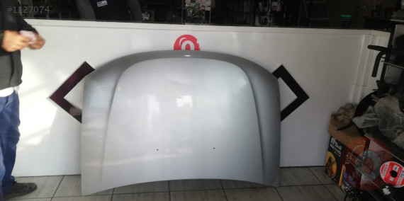 DACİA DUSTER 2010 MODEL  ÖN MOTOR KAPUTU