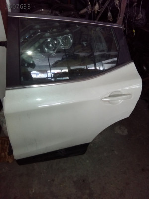 2016 MODEL NİSSAN QASHGAİ ÇIKMA SOL ARKA KAPI.