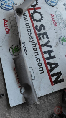 7700435207 Clio symbol  Sağ Arka Kapı Alt Kaplama Bakaliti