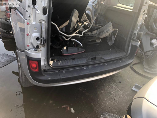 RENAULT KANGO 3 ARKA TAMPOON ORJİNAL HATASIZ ÇIKMA