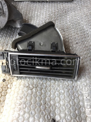 Audi A6 2006 Sağ Üfleme Izgarası hatasız orjinal çıkma