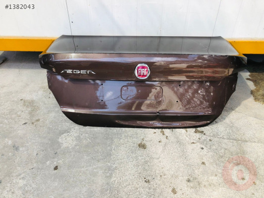 Fiat egea arka bagaj kapagı kahverengi