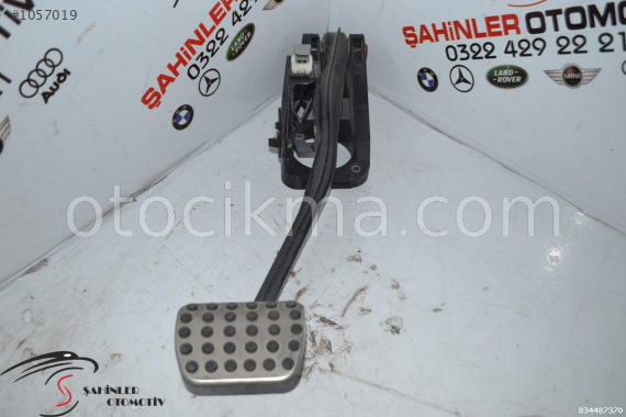 MERCEDES B SERİSİ W117 A246 CLA FREN PEDALI