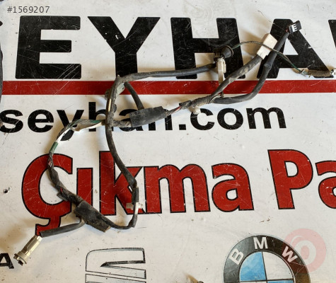 82182-05060 toyota carina 1998 bagaj plaka lambası tesisatı