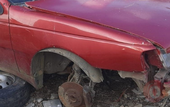1993 model peugeot 405 çıkma sağ ön çamurluk
