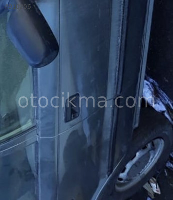 1992 TOYOTA COROLLA ORİJİNAL SAĞ ÖN KAPI KOLU.