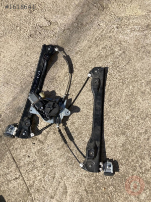 CHEVROLET CRUZE SAĞ ÖN CAM KRİKOSU. OTO ERKAN ÜNYE