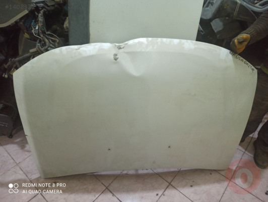 Az hasarlı orjinal duster motor kaputu