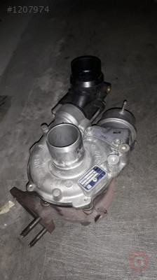 C KASA MERSEDES 205 1.6 D TURBO 4000  TL