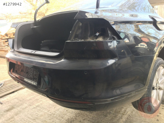 Volkswagen Passat B8 Bagaj Sağ Menteşe Hatasız Orjinal Çıkma