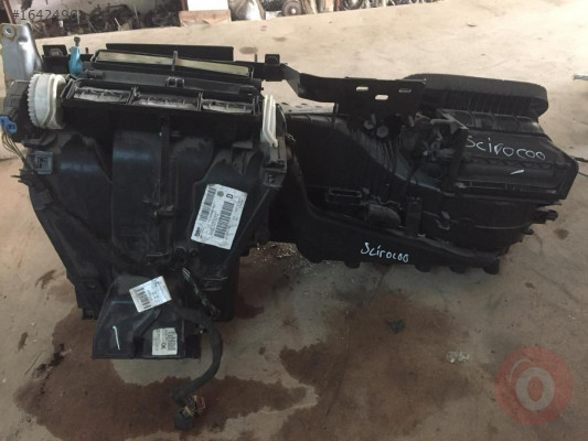 VOLKSWAGEN SCİROCCO KALORİFER KAZANI ORJİNAL ÇIKMA PARÇA