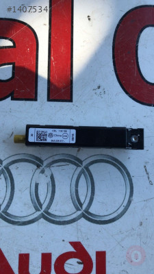 5NA035577 volkswagen tiguan bagaj kapağı anten güçlendirici
