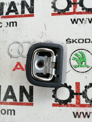 8V0863503C audi a3 2020 bağaj bağlama kancası