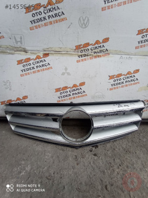 Mercedes C Class 204 AMG Ön Tampon Panjur Çıtası Nikelaj