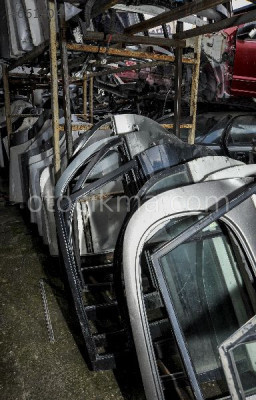 CHRYSLER 300M ÇIKMA KAPILAR