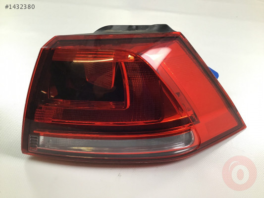 VW GOLF 7 13-16 SAĞ DIŞ STOP LAMBASI 5G0945096B 5G0945096H