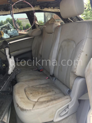 Audi Q7 arka koltuk hatasız oejinal çıkma
