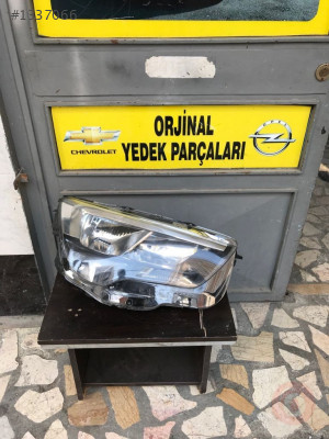 opel combo e 2019-2021 sağ far çıkma temiz orjinal oto çıkma