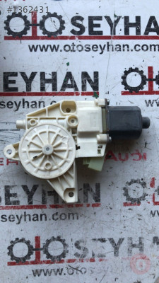 A2048200642 mercedes c180 w204 sağ arka kapı cam motoru
