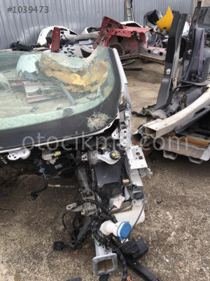 Ford Courier sigorta kutusu hatasız orjinal çıkma
