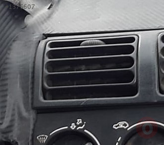 peugeot 205 1.4 benzinli çıkma üfleme ızgaraları