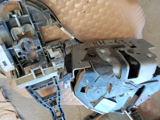 FORD TRANSİT V 363 ÖN KAPI KİLİDİ SAĞ...BK31-V219A64