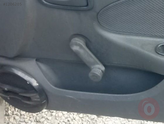 dacia solenza 1.4 çıkma sağ ön kapı cam kolu