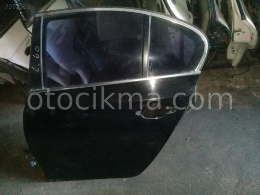 BMW E60 5.20 SOL ARKA KAPI GÜÇMANLAR OTO