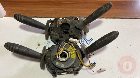 FİAT DOBLO HATASIZ ORJİNAL ÇIKMA FAR SİNYAL KOLU