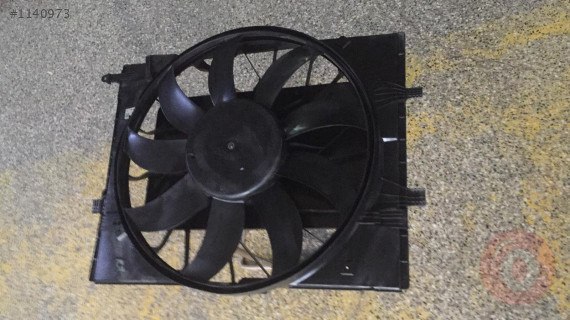 Mersedes 205 kasa motor fanı