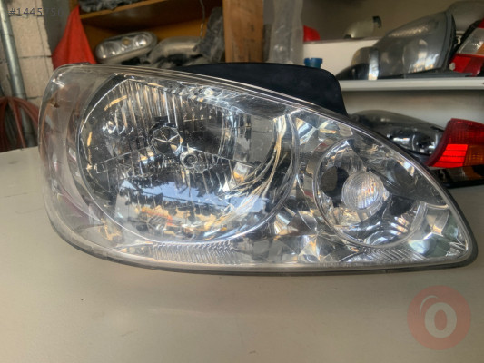 Hyundai Getz Sağ Ön far