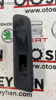 5N1867256A vw tiguan 2012 sağ ön kapı cam düğmesi çerçevesi