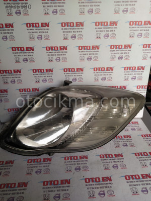 TOYOTA YARİS SOL FAR OTO EN
