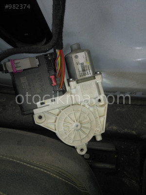 VOLKSWAGEN jetta KAPI CAM MOTORU