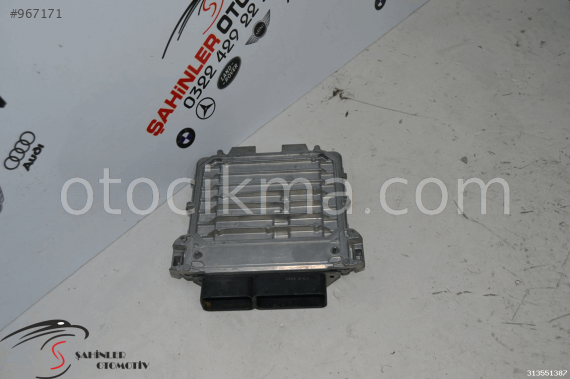 MERCEDES C SERİSİ C180 W204 MOTOR BEYNİ A2749000700