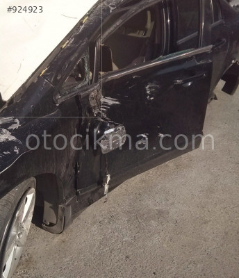 2007 HONDA CİVİC 1.6 ORİJİNAL SOL YAN PANEL.