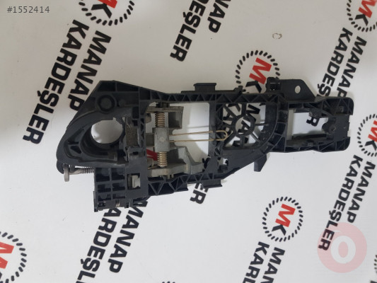 PASSAT B6 KAPI KOLU İÇ BRAKETİ SOL 3C0837885G
