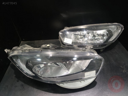 Ford Courier Sağ Sol Far 15440F 15439F