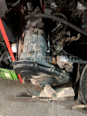 TOYOTA HILUX MOTOR 2,4D 1998 OTOEN TOYOTA CIKMA