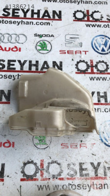 1K0837349A vw jetta sol ön kapı kilidi koruyucu