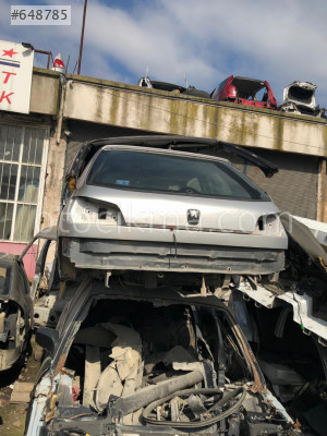 Peugeot 106 Bagaj kapağı gri hatasız orjinal çıkma