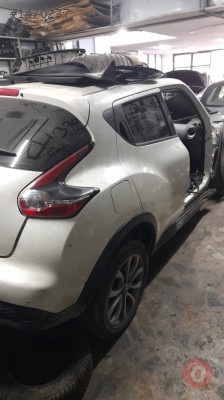 Nissan Juke menteşe