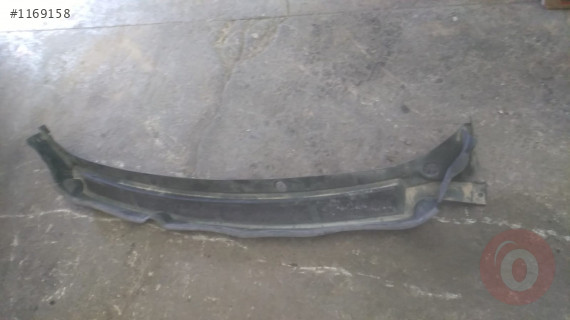 ford connect çıkma cam önü ızgarası