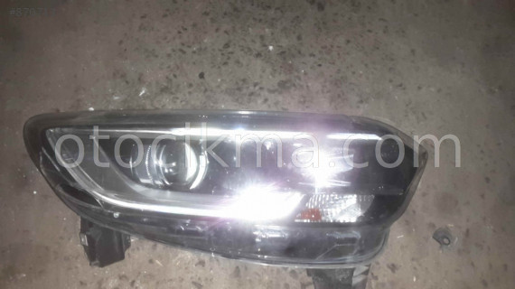 RENAULT KADJAR 2017 SAĞ FAR VE DİGER TÜM ÇIKMA PARÇALAR