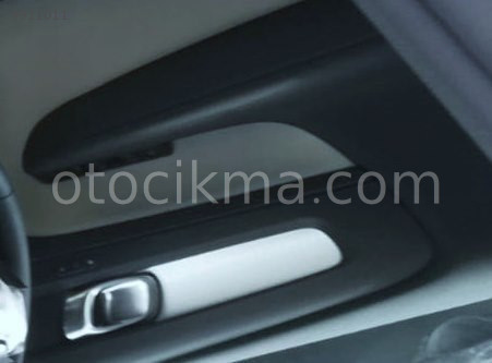 2019 VOLVO XC40 ORİJİNAL KAPI KOLÇAĞI.