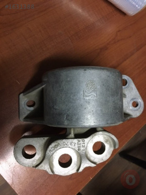 Sağ Motor Takozu  Takozu 500 L12-17  Fiat Grand Punto 06-12