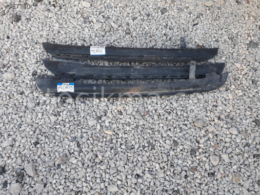 Toyota auris arka tampon alt eki difüzör
